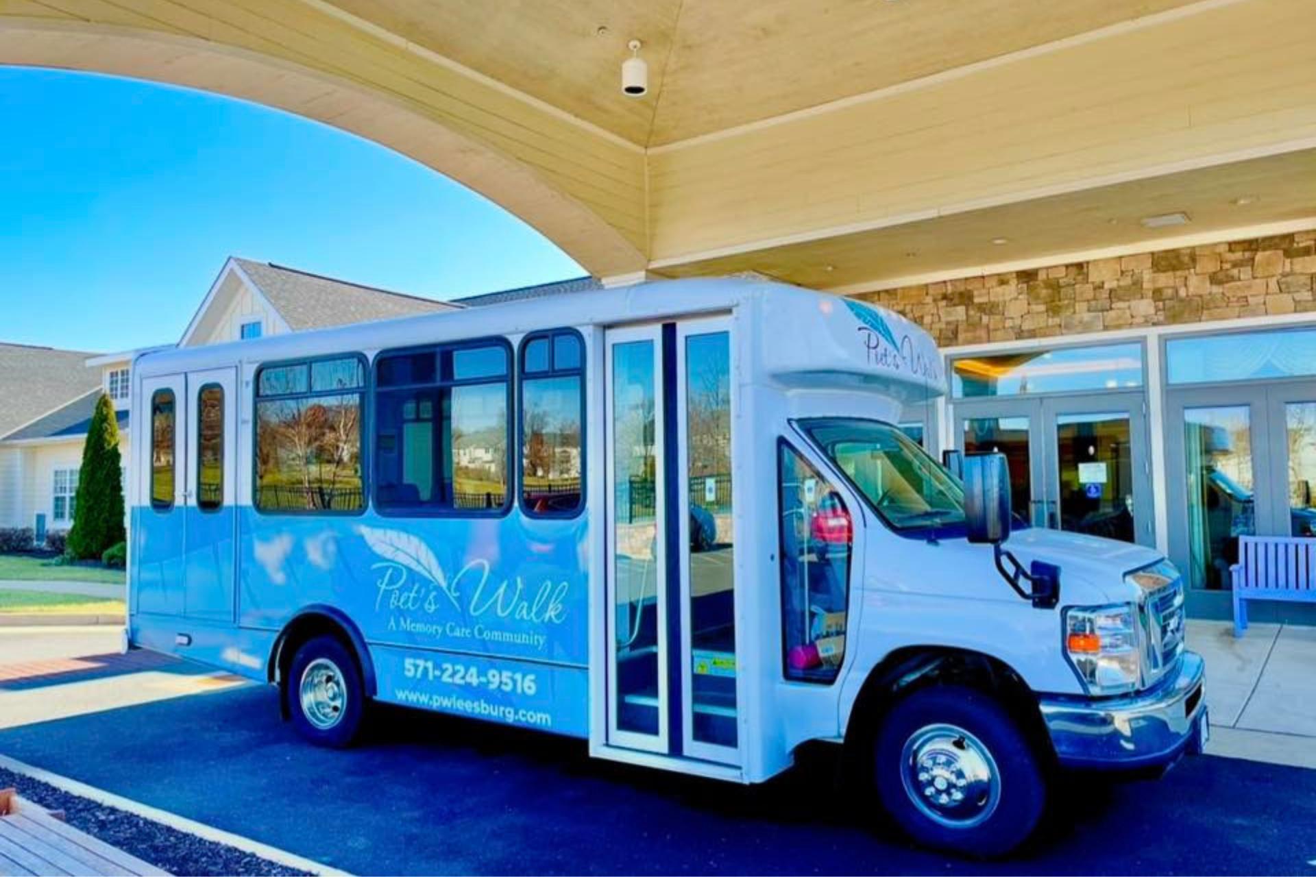 PW Leesburg transportation bus
